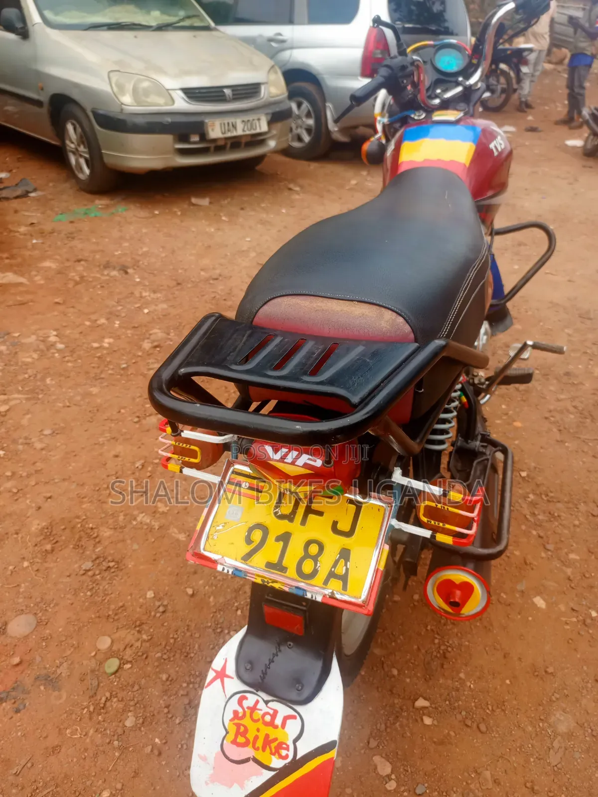 TVS HLX 125 2023 Red