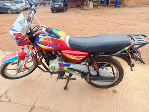 Bajaj CT 125X 2023 Red
