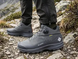 Original Grey Columbia Crestwood Mid Gore-Tex Hiking Sneakers Boots