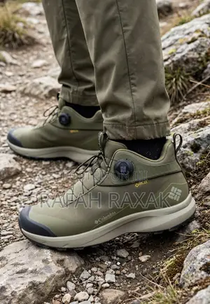 Original Olive Columbia Crestwood Mid Gore-Tex Hiking Sneaker Boots
