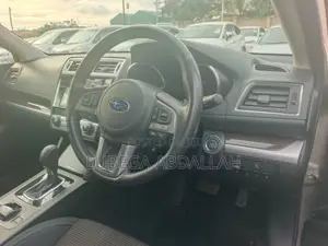 Subaru Outback 2.5i AWD 2017 Gold