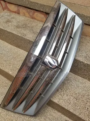 Toyota Alphard Grill