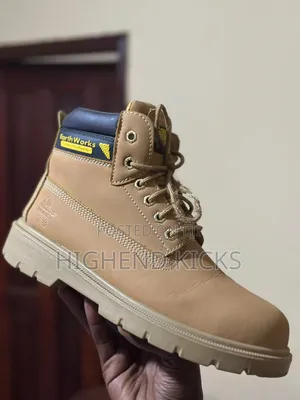 Earthworks Safety Shoe