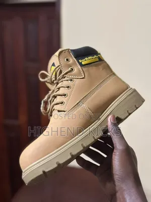 Earthworks Safety Shoe