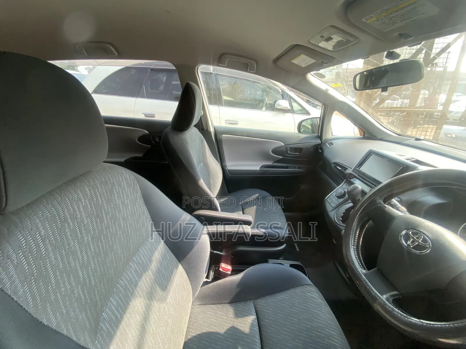 Toyota Wish 2018 White