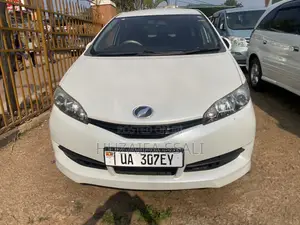 Toyota Wish 2018 White