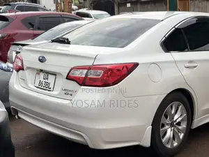 Subaru Legacy 2.5i Premium PZEV 4dr Sedan AWD (2.5L 4cyl CVT) 2015