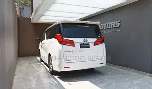 Toyota Alphard 2018 White