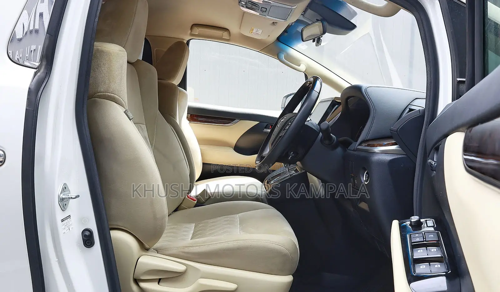 Toyota Alphard 2018 White