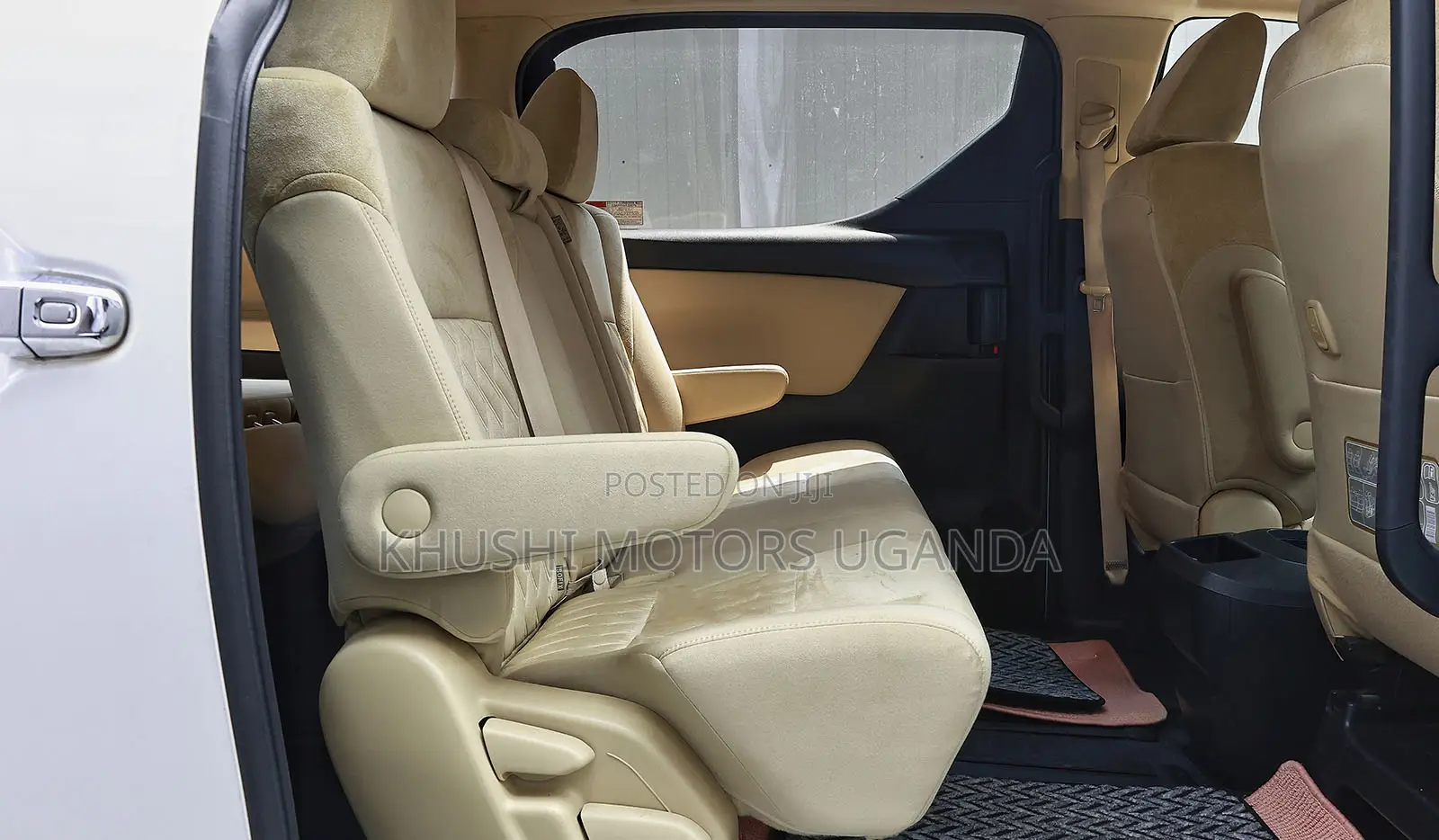 Toyota Alphard 2018 White