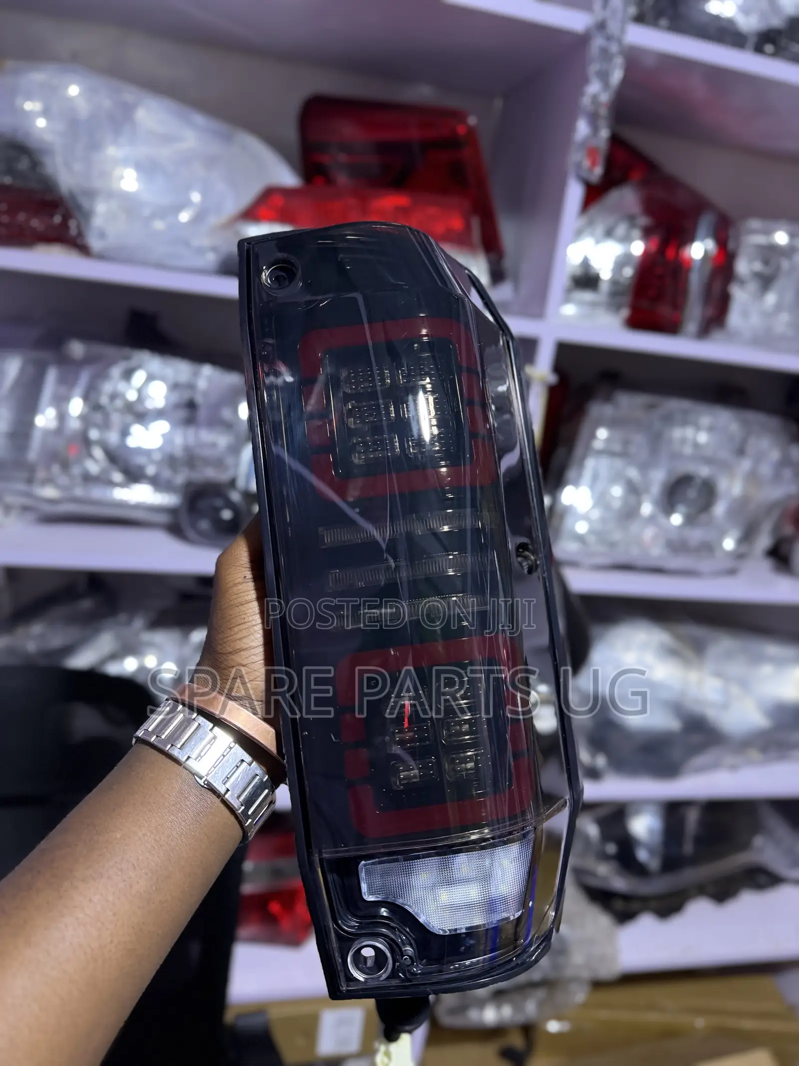 LandCruiser FJ70 Series Aftermarket LED Taillight