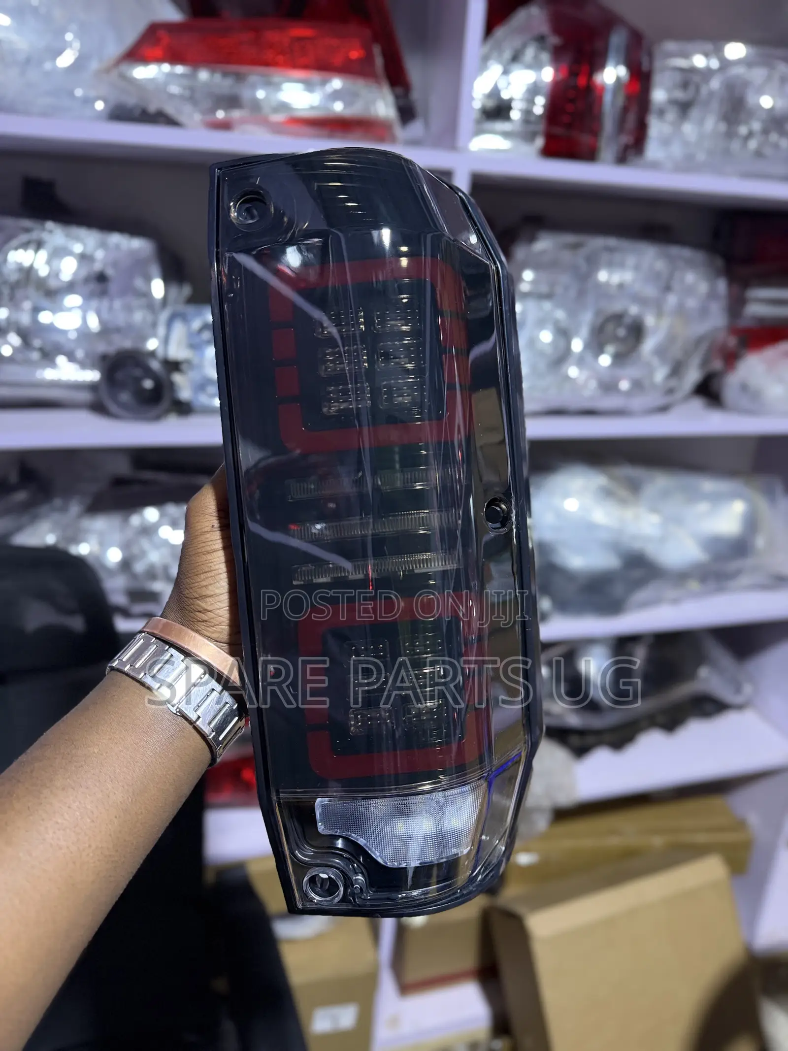 LandCruiser FJ70 Series Aftermarket LED Taillight