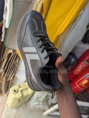 Safety Heavy Duty Protective Shoes