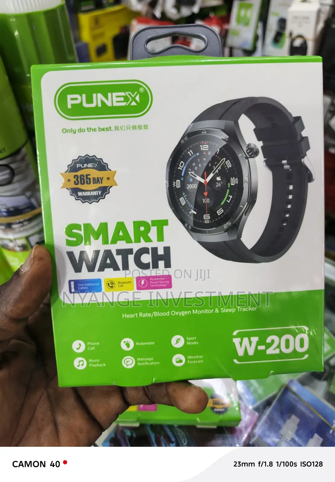 Punex W-200 Is a Budget-Friendly Round Smart Watch
