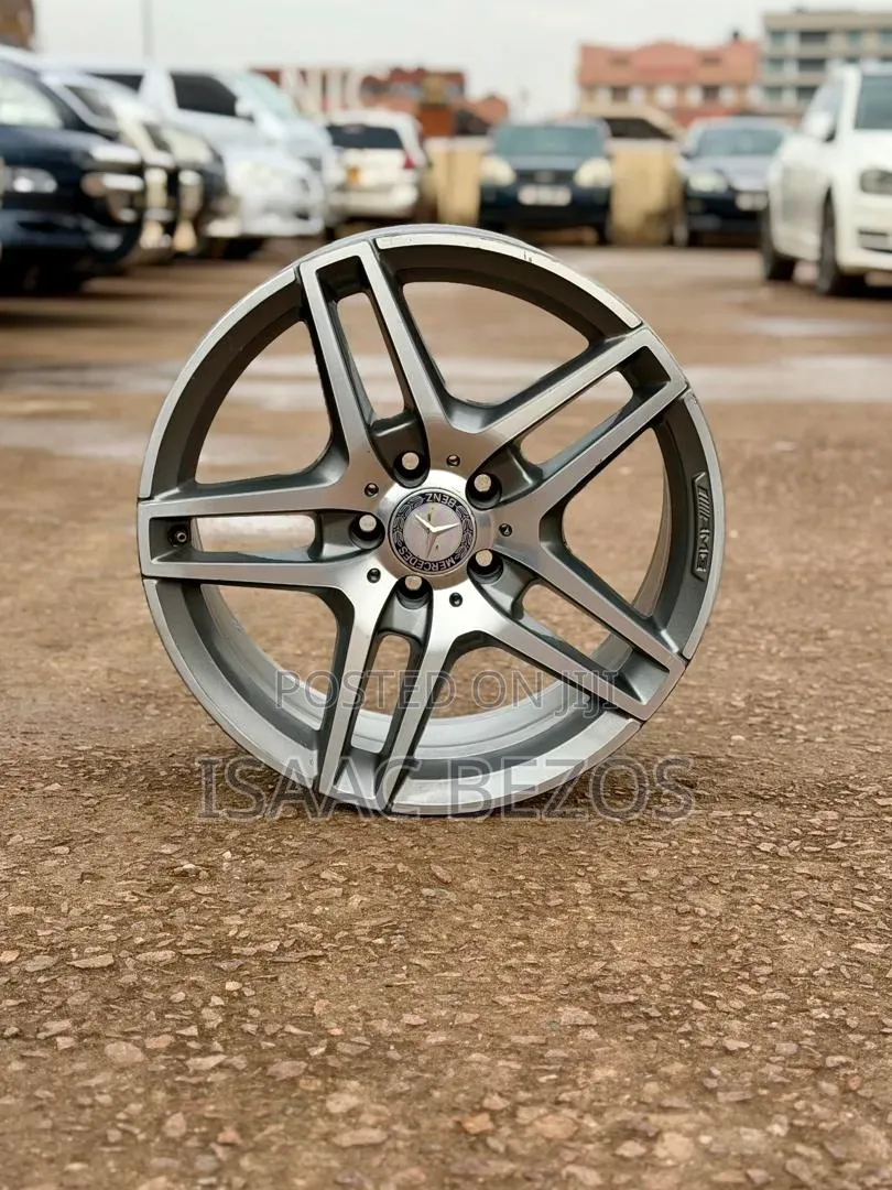 Mercedes Benz / AMG Size 18