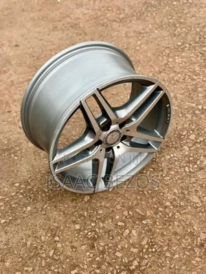Mercedes Benz / AMG Size 18