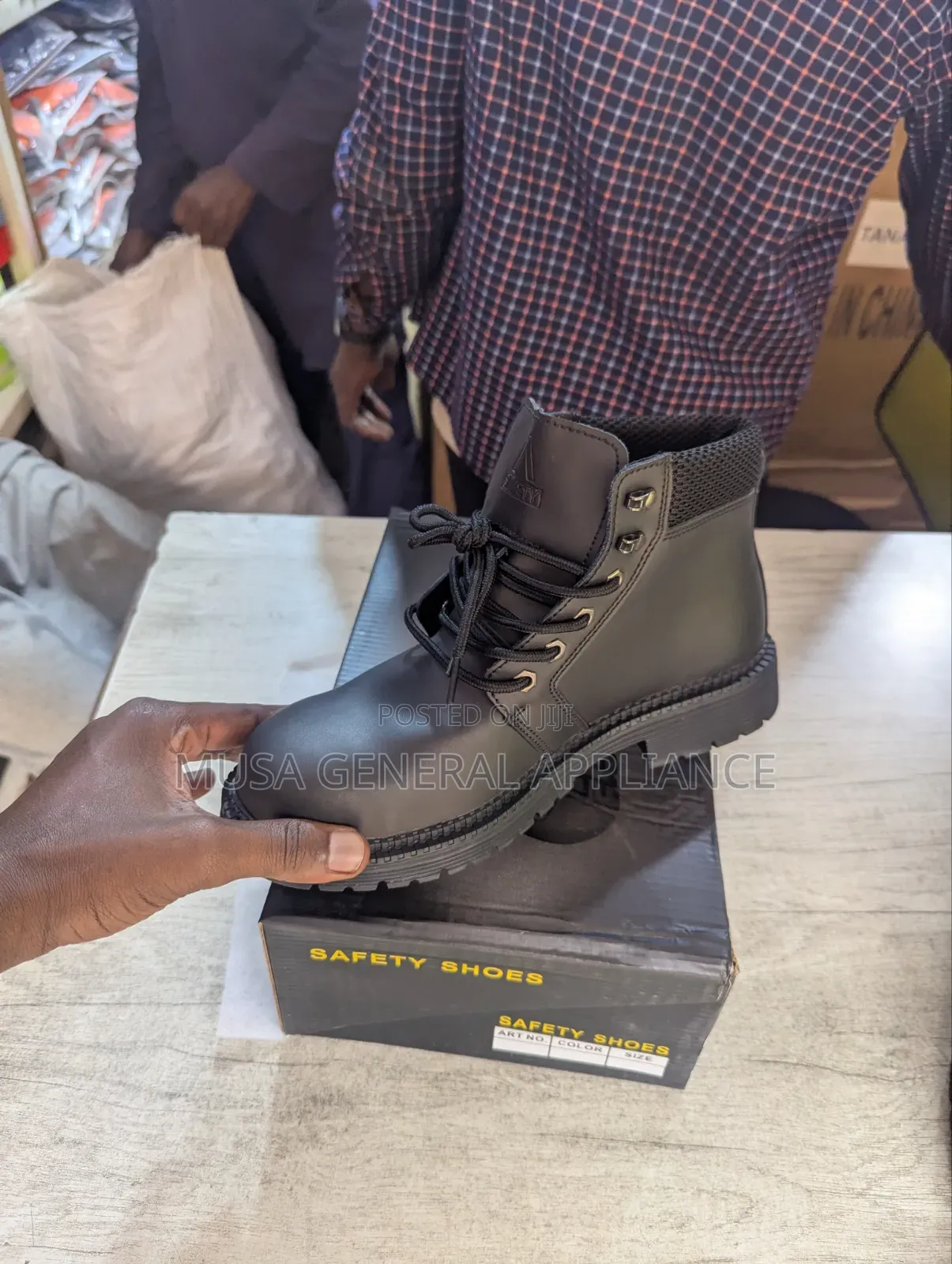 Steel Toe Safety Boots in Black