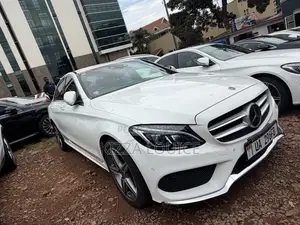 Mercedes-Benz C200 2018 White