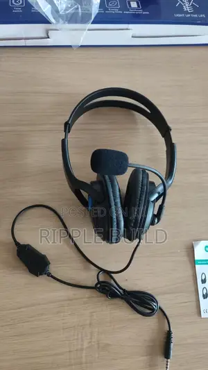 Aerbes PS4 Wired Gaming Headphones With Microphone AB-D010