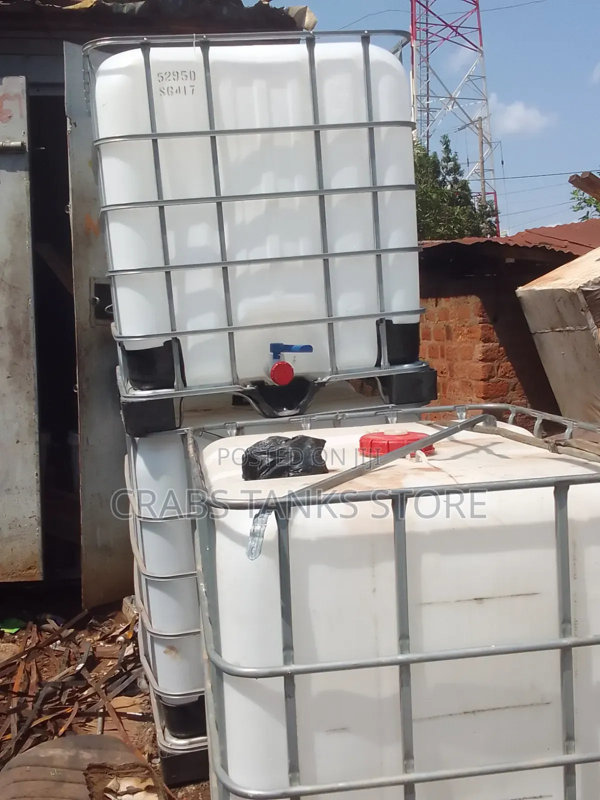 Water Tank 1000Lttrs White in Colour
