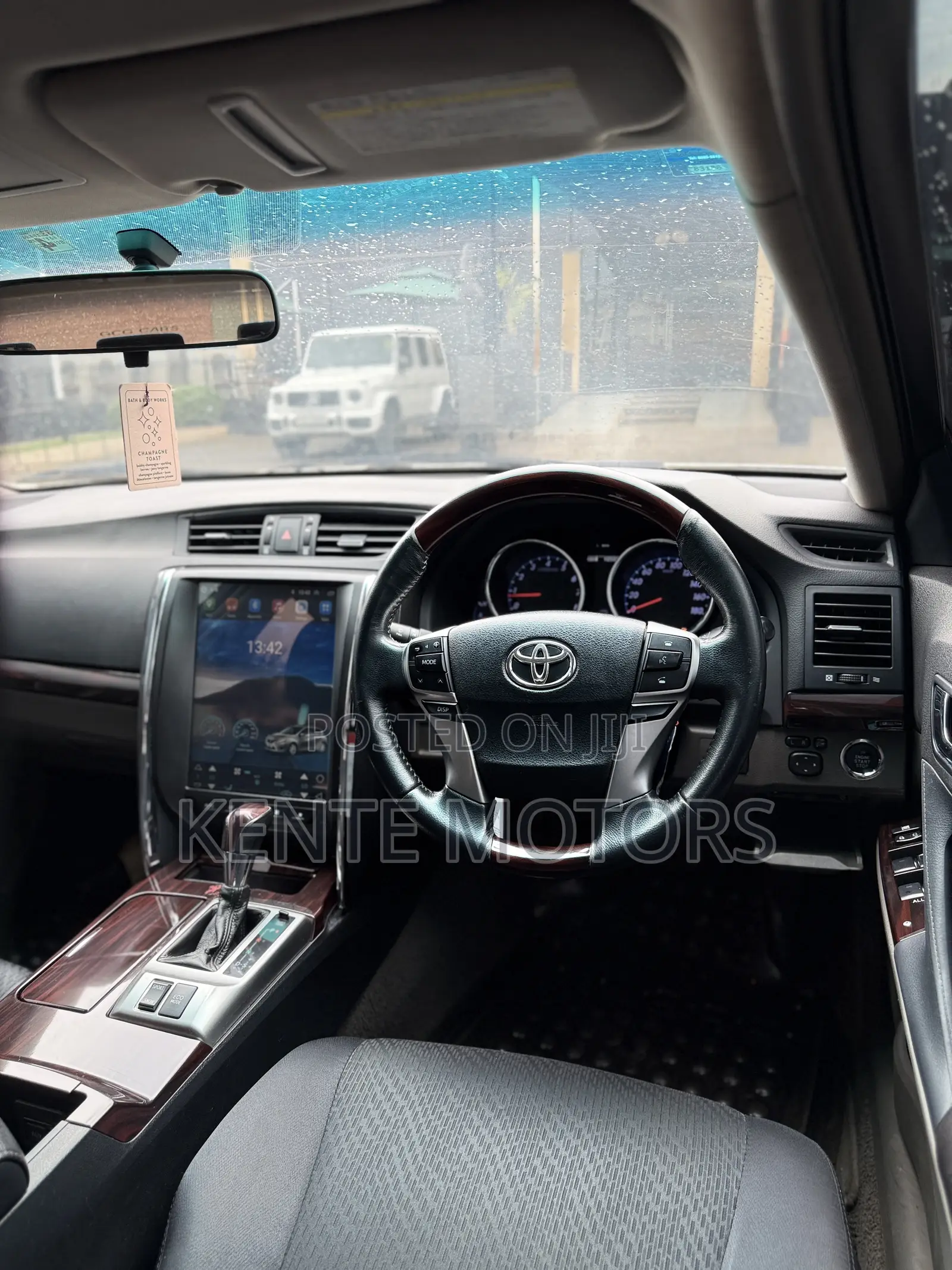 Toyota Mark X 2011 White