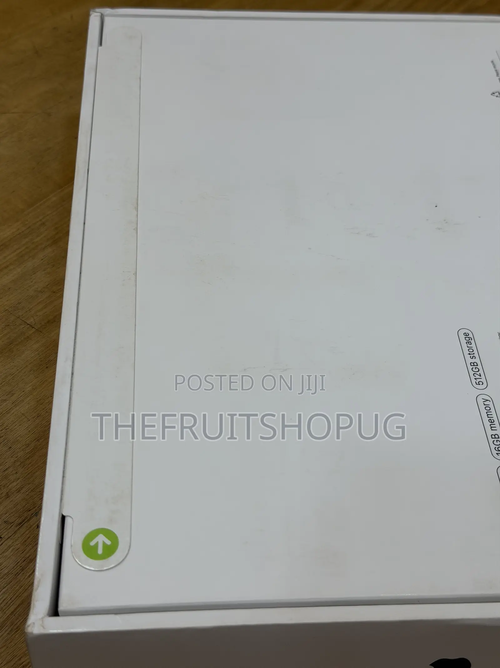 New Laptop Apple MacBook Pro 2025 M5 16GB Apple M5 SSD 512GB