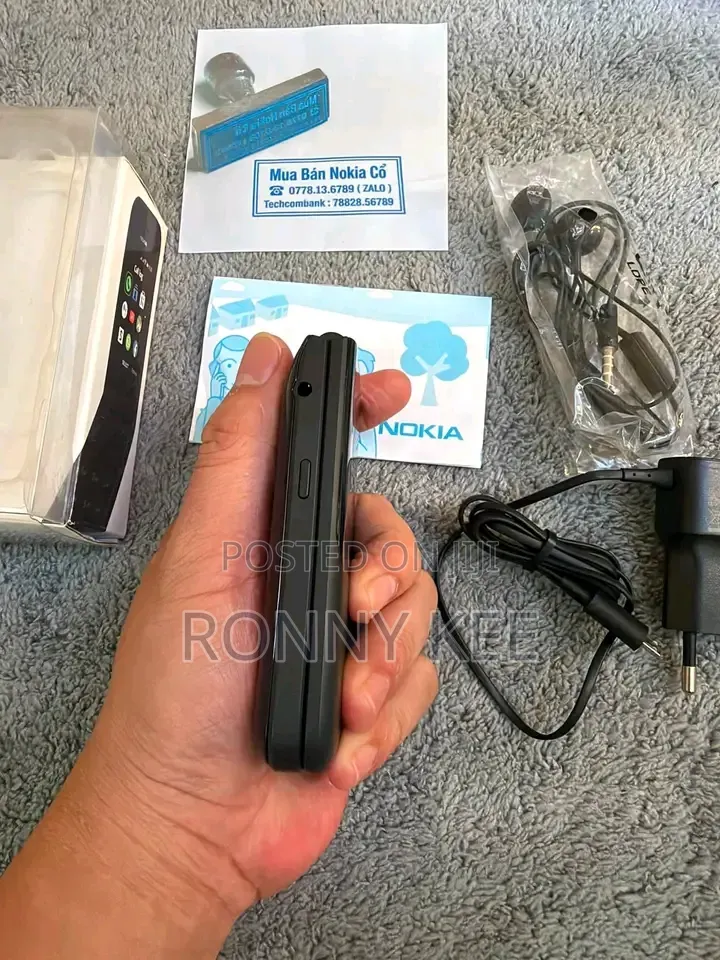 New Nokia 2720 Flip 512 GB Black