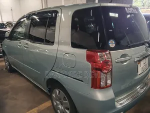 Toyota Raum 2011 Blue