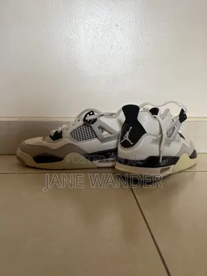 Jordan 4s Air