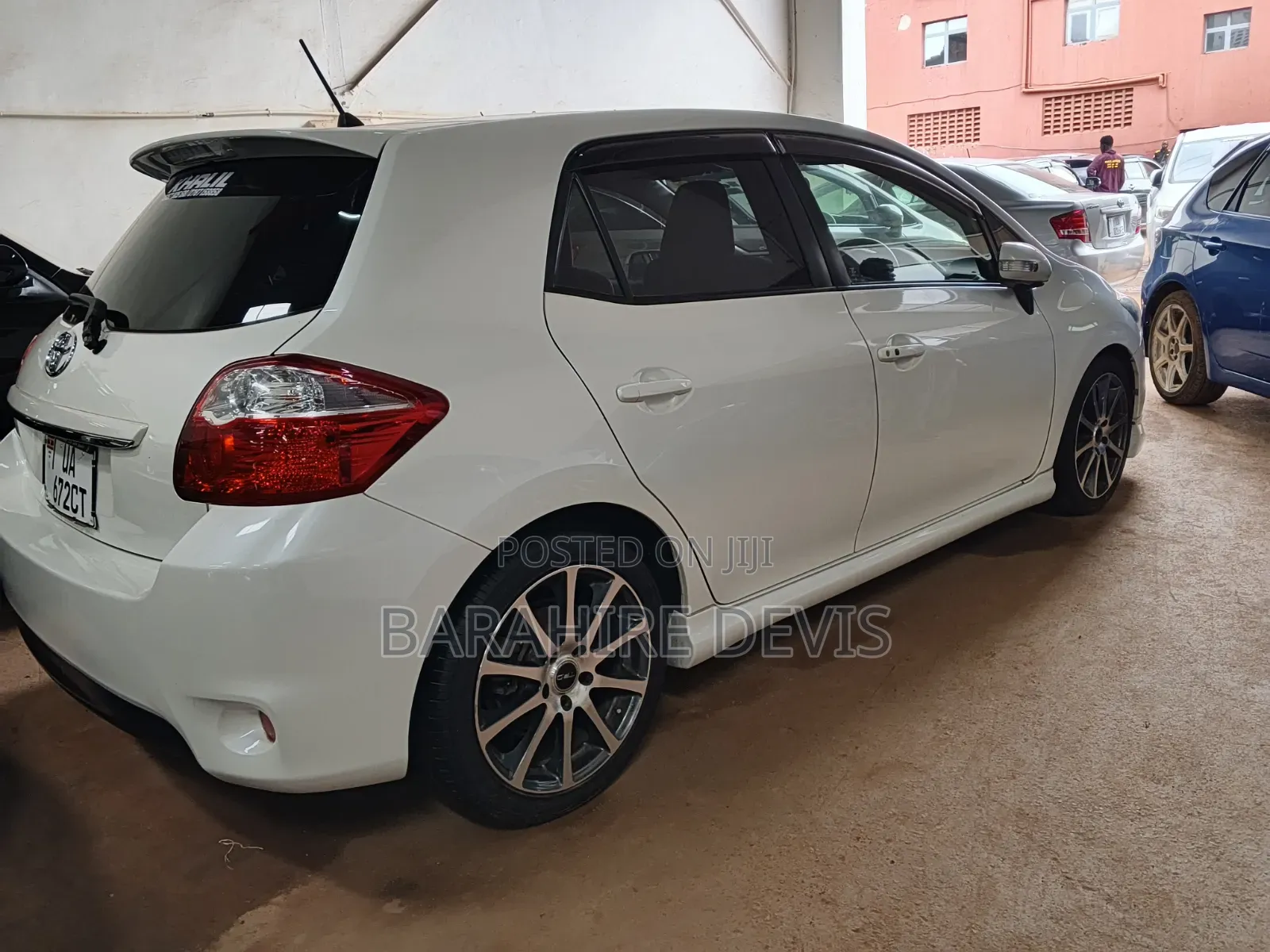 Toyota Auris 2011 White