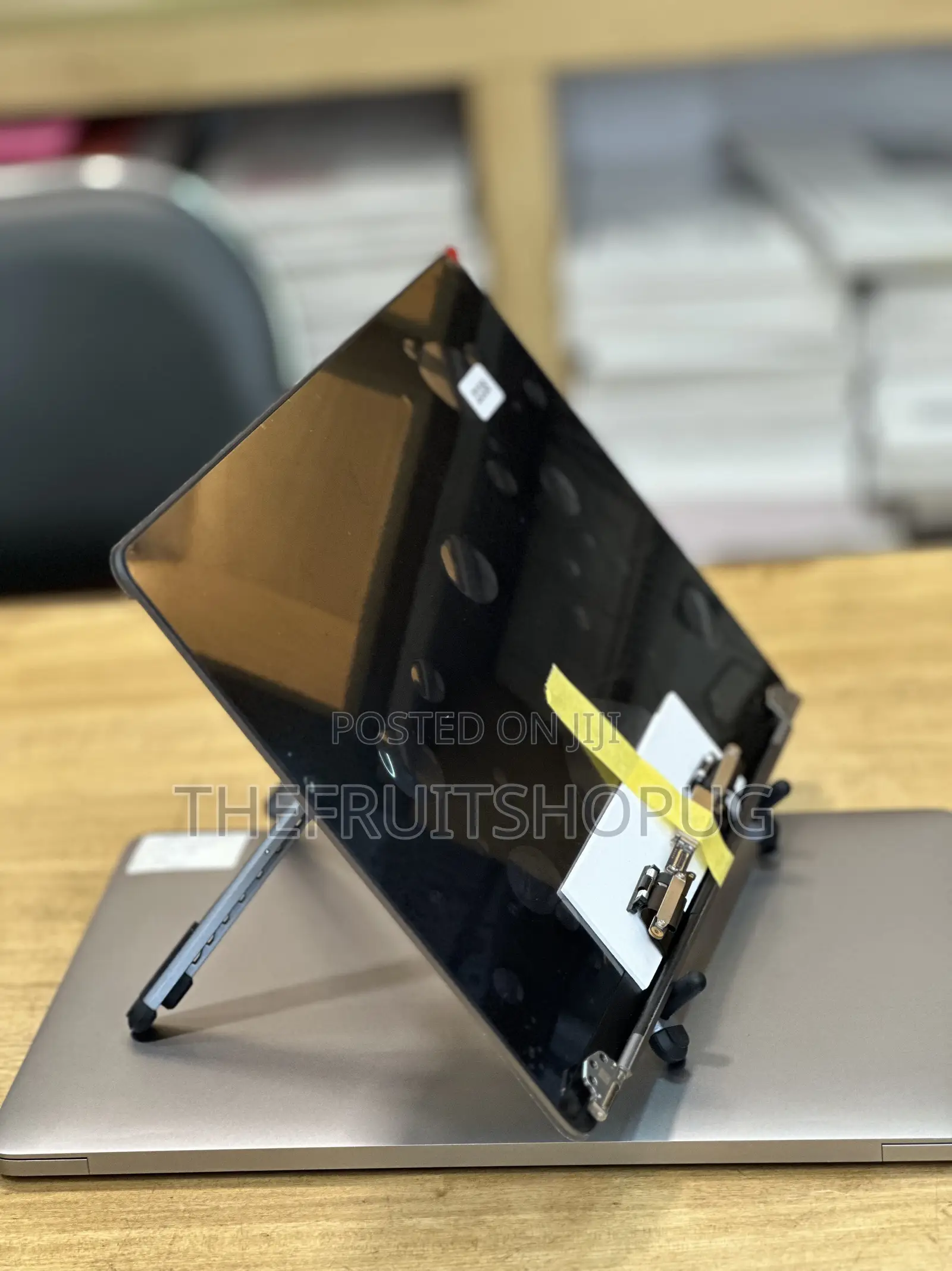 Macbook Pro 13inch M1 2020 Screen Model A2338