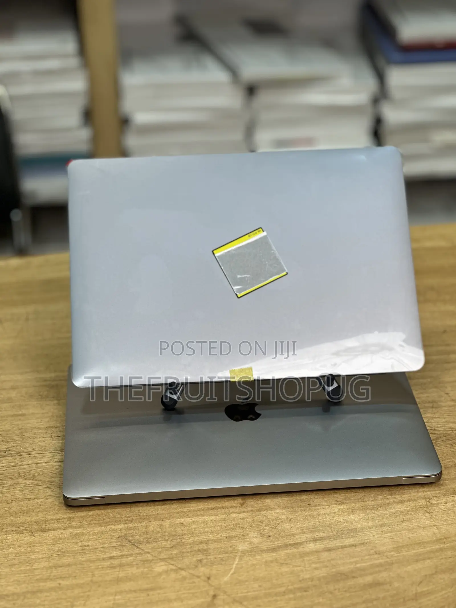 Macbook Pro 13inch M1 2020 Screen Model A2338
