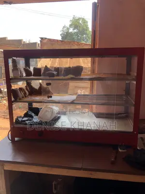Food Warmer Display Used for a Month