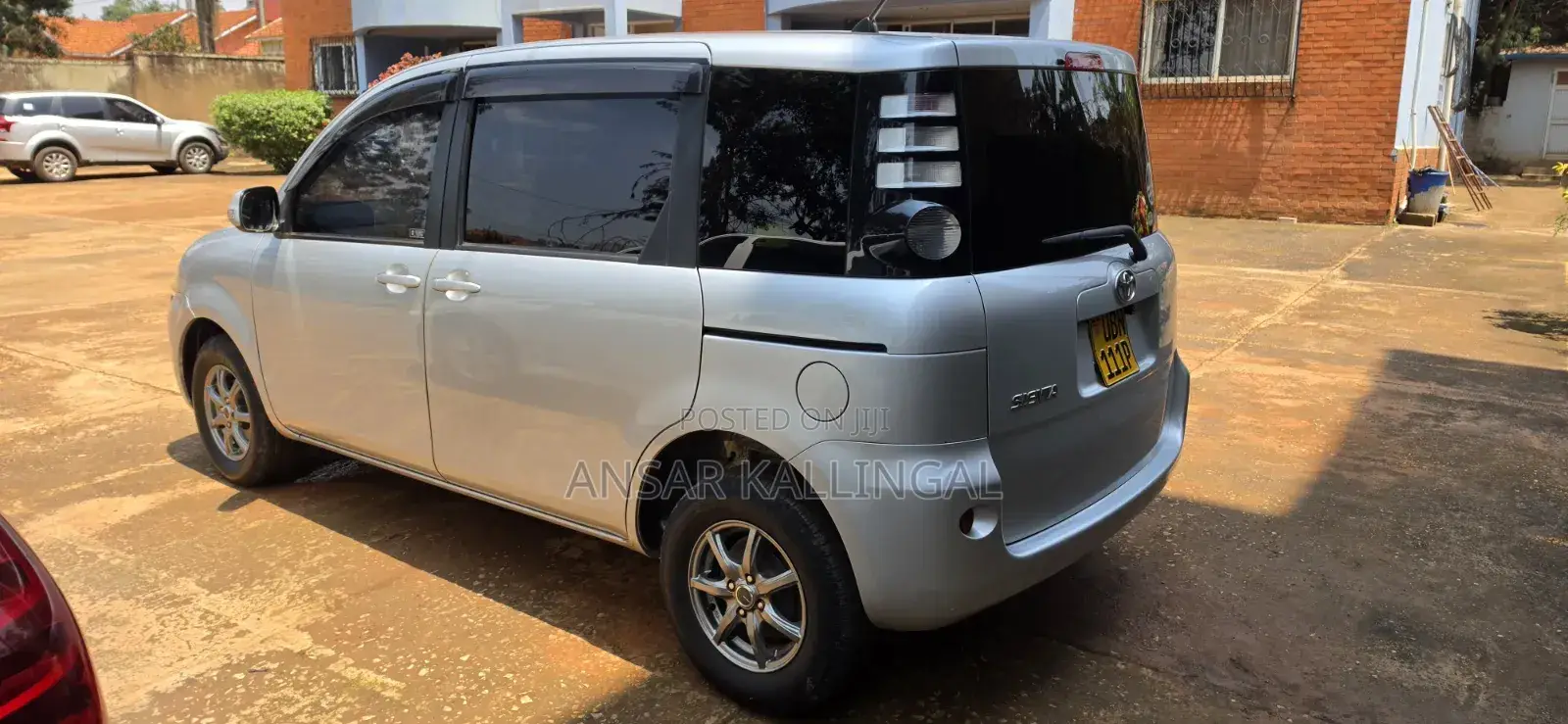 Toyota Sienta 1.5 AWD 2008 Silver