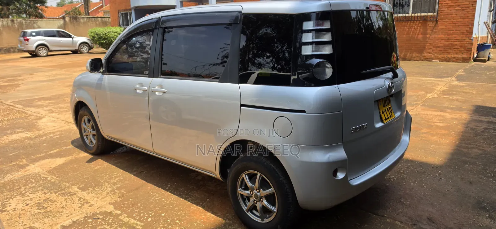 Toyota Sienta 1.5 AWD 2008 Silver