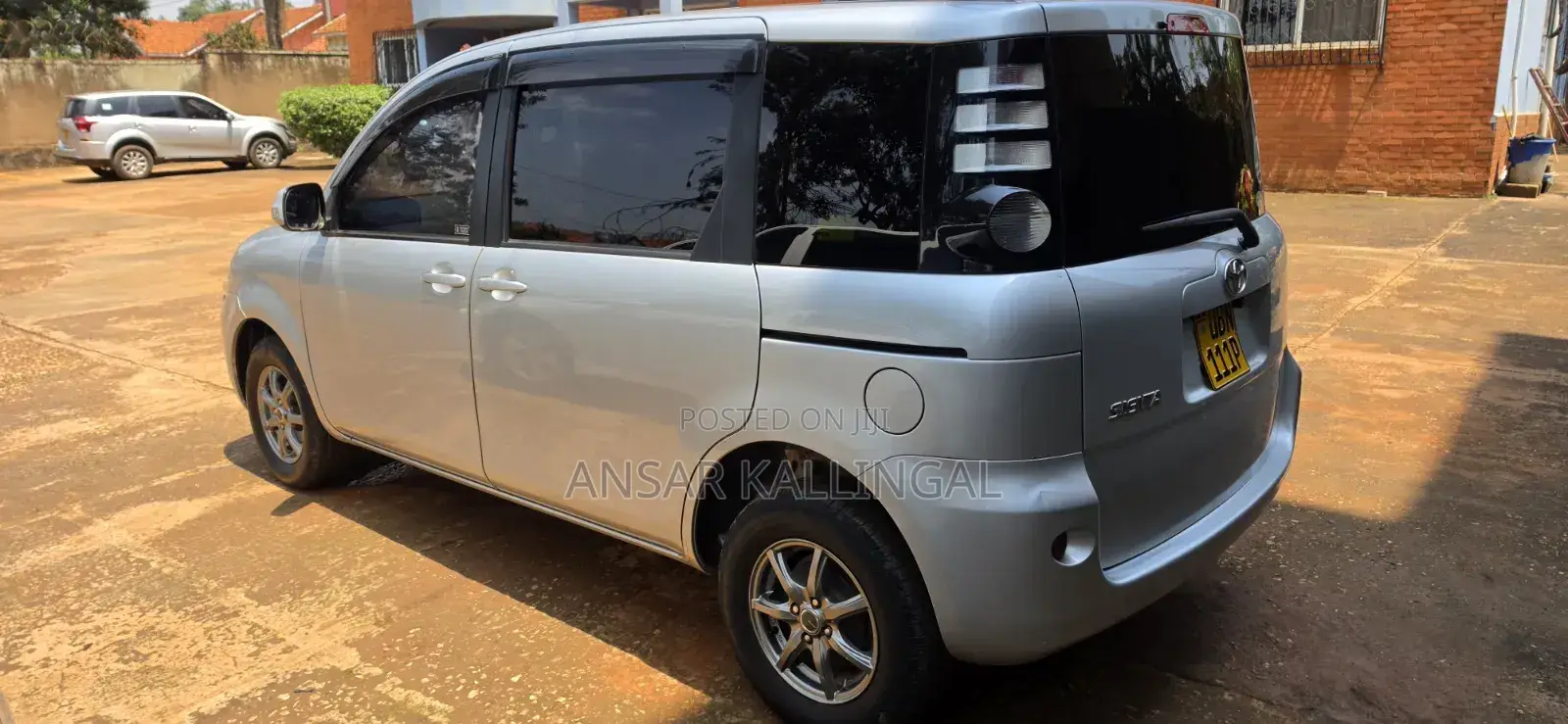 Toyota Sienta 1.5 AWD 2008 Silver