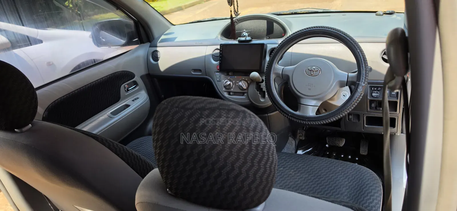 Toyota Sienta 1.5 AWD 2008 Silver