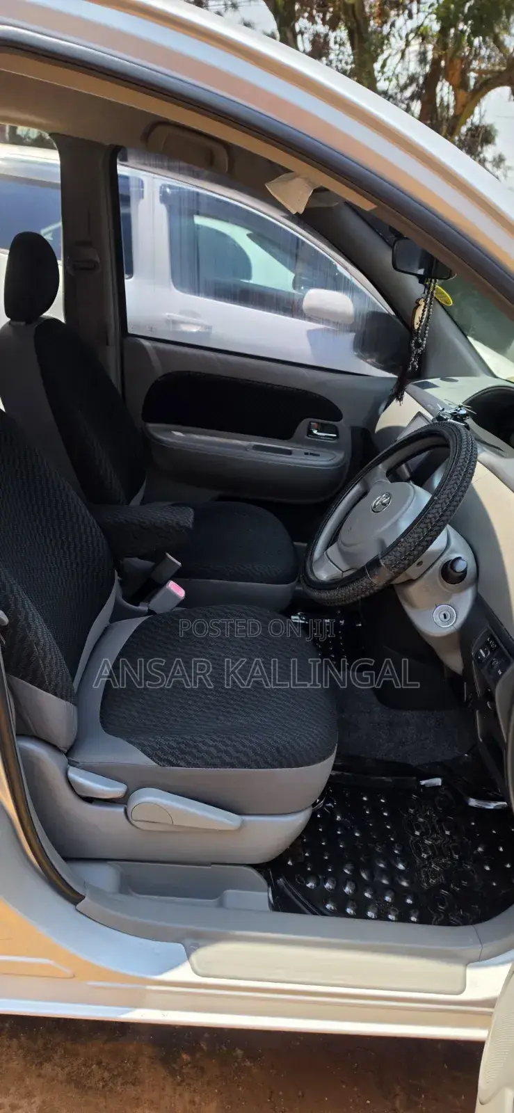 Toyota Sienta 1.5 AWD 2008 Silver