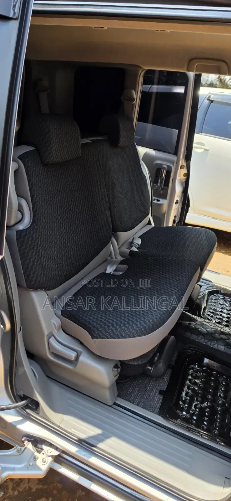 Toyota Sienta 1.5 AWD 2008 Silver