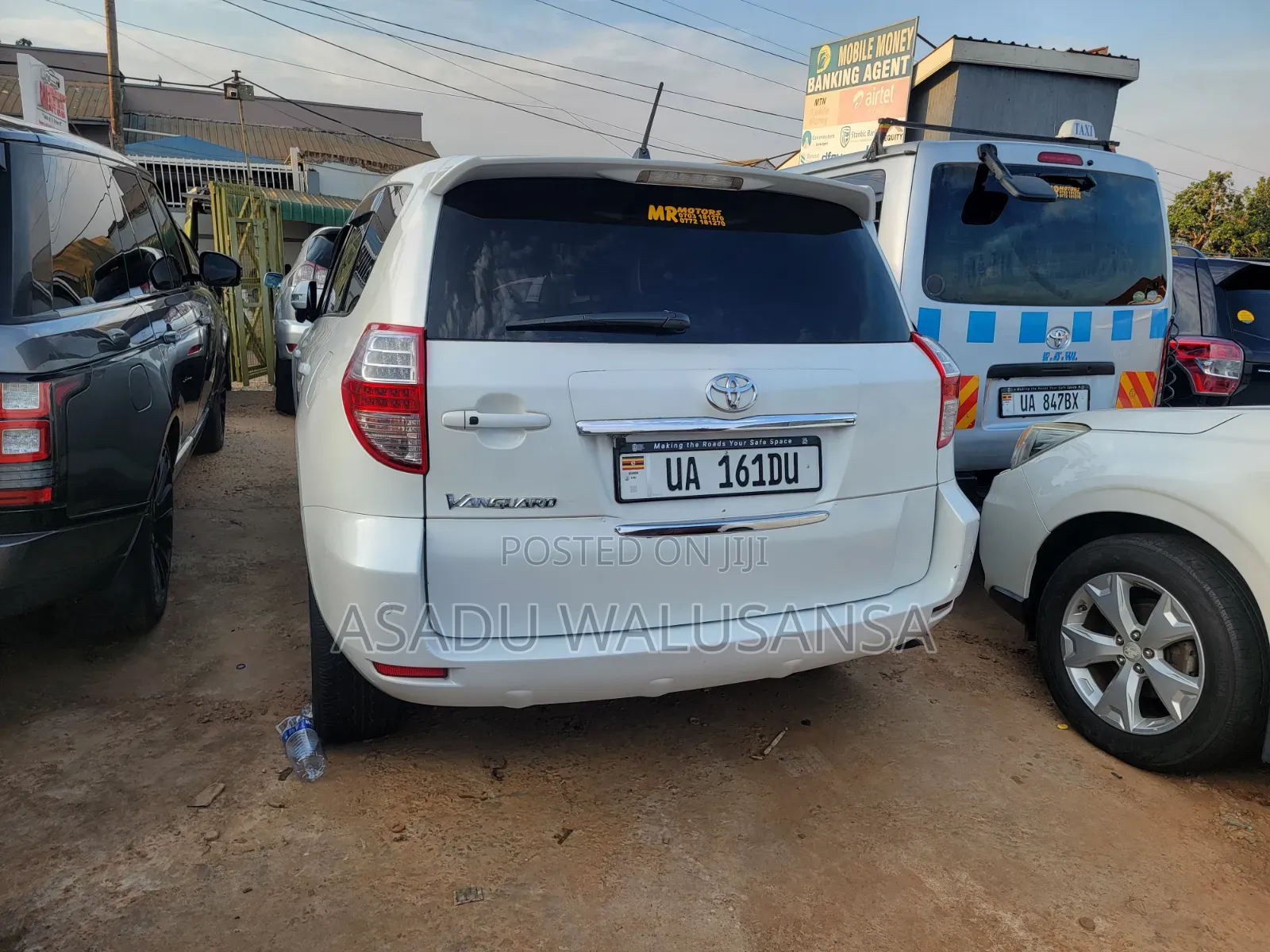Toyota Vanguard 2012 White