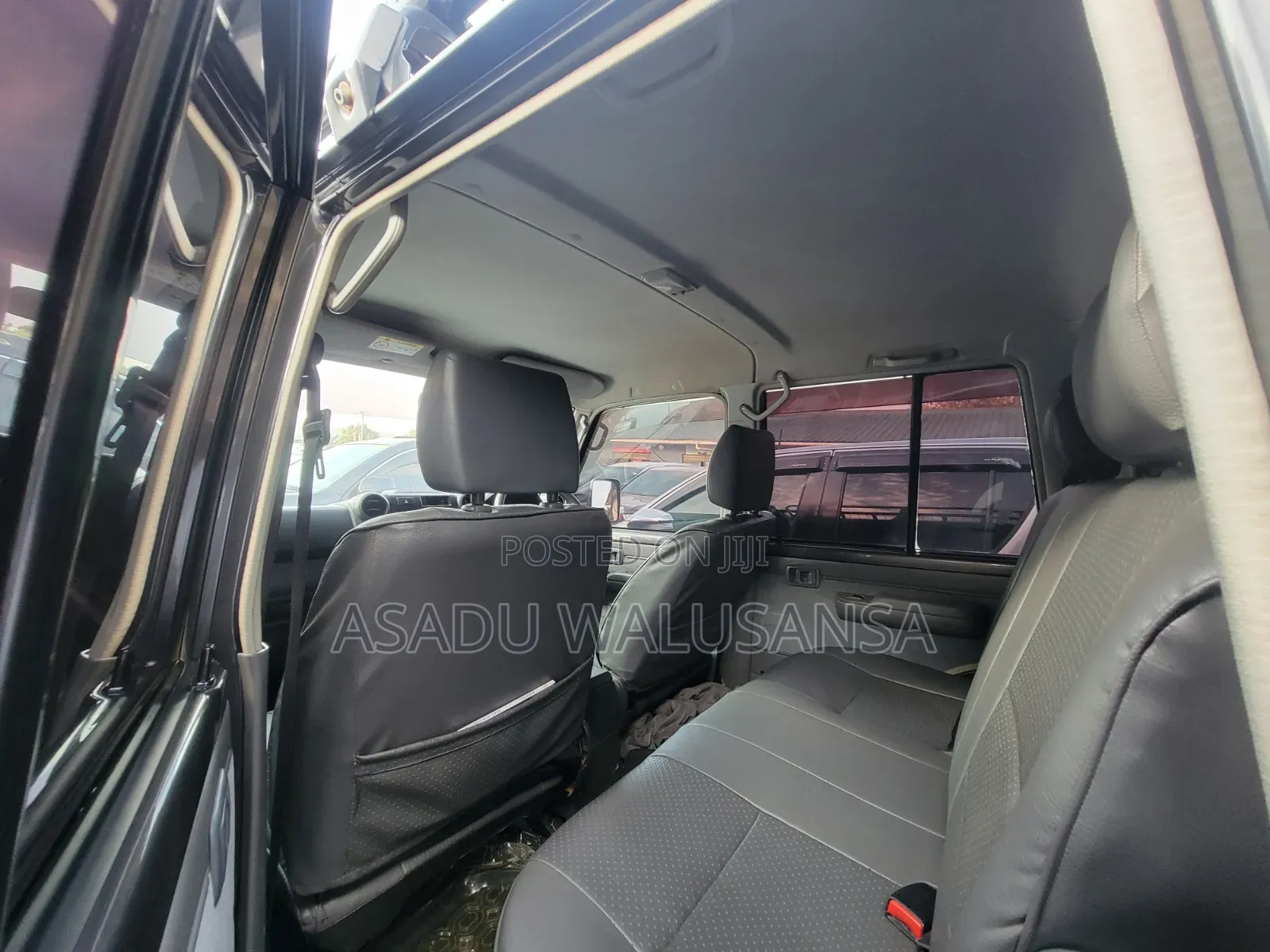 Toyota Land Cruiser 2005 Black