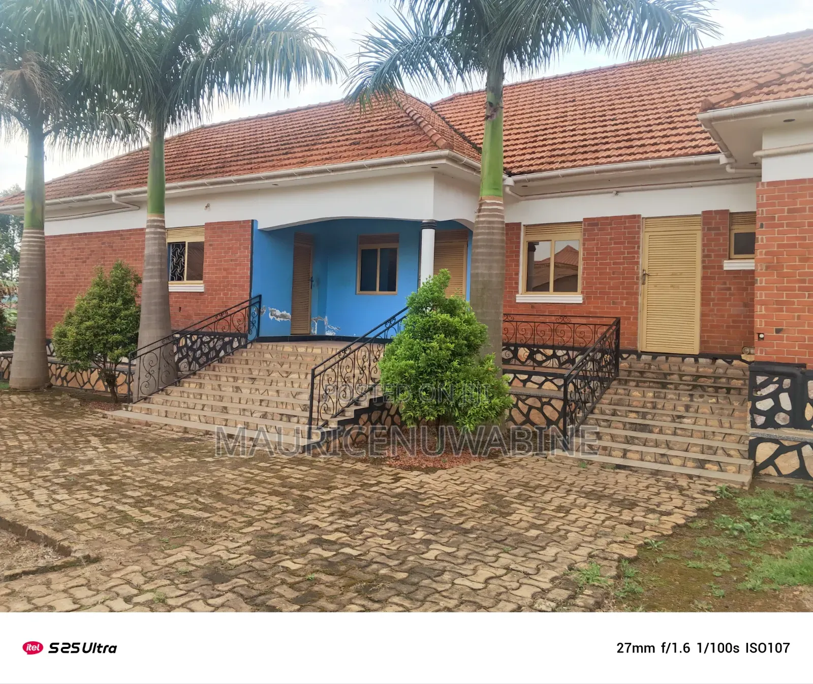 Furnished 4bdrm Mansion in Kakiri Town, Central Division for sale