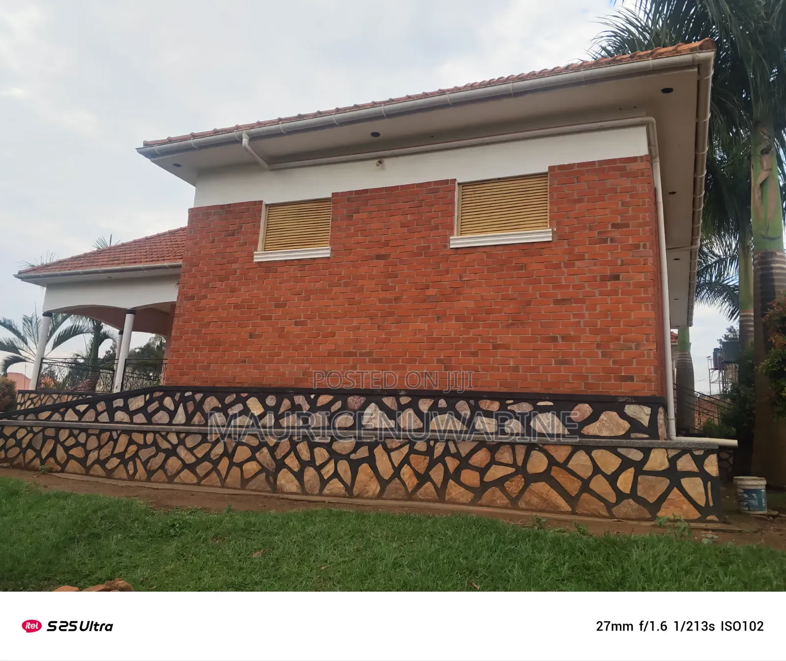Furnished 4bdrm Mansion in Kakiri Town, Central Division for sale
