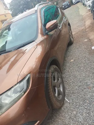 Nissan X-Trail 2016 Brown