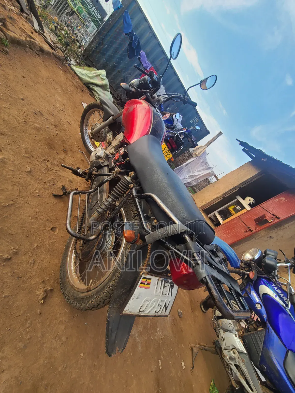 Yamaha Crux 2010 Red