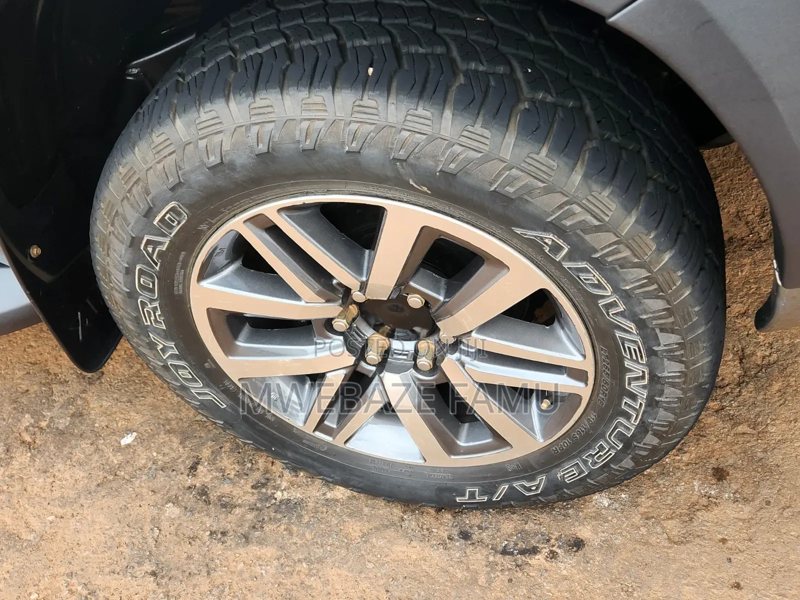 Toyota Hilux 2018 Green