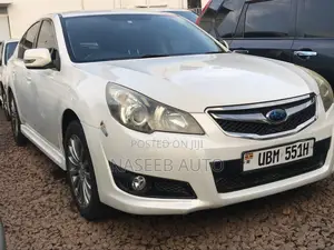 Subaru Legacy 2011 White