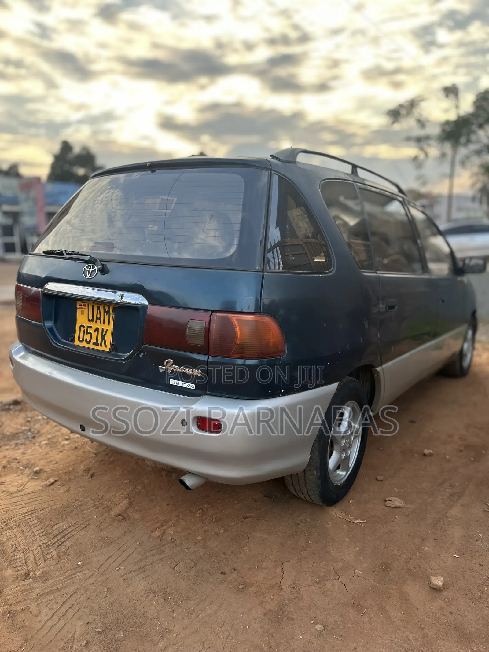 Toyota Ipsum 1998 Green