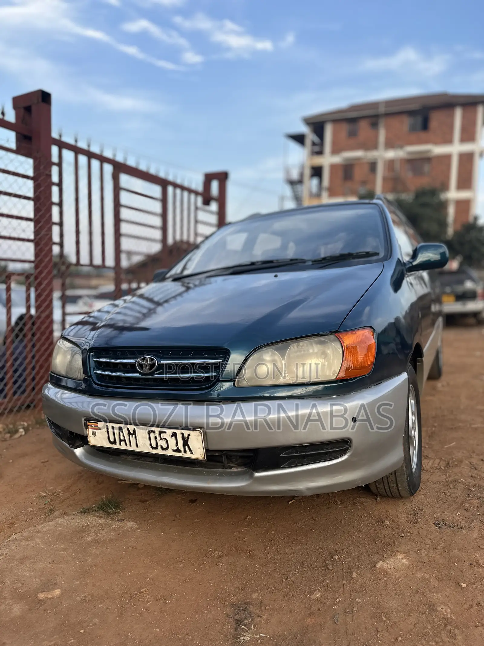 Toyota Ipsum 1998 Green