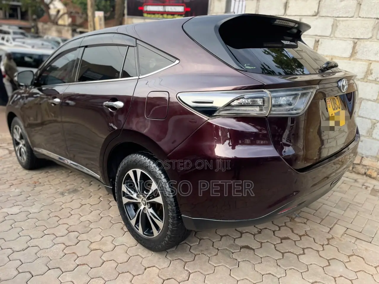 Toyota Harrier 2.0 2015 Burgundy